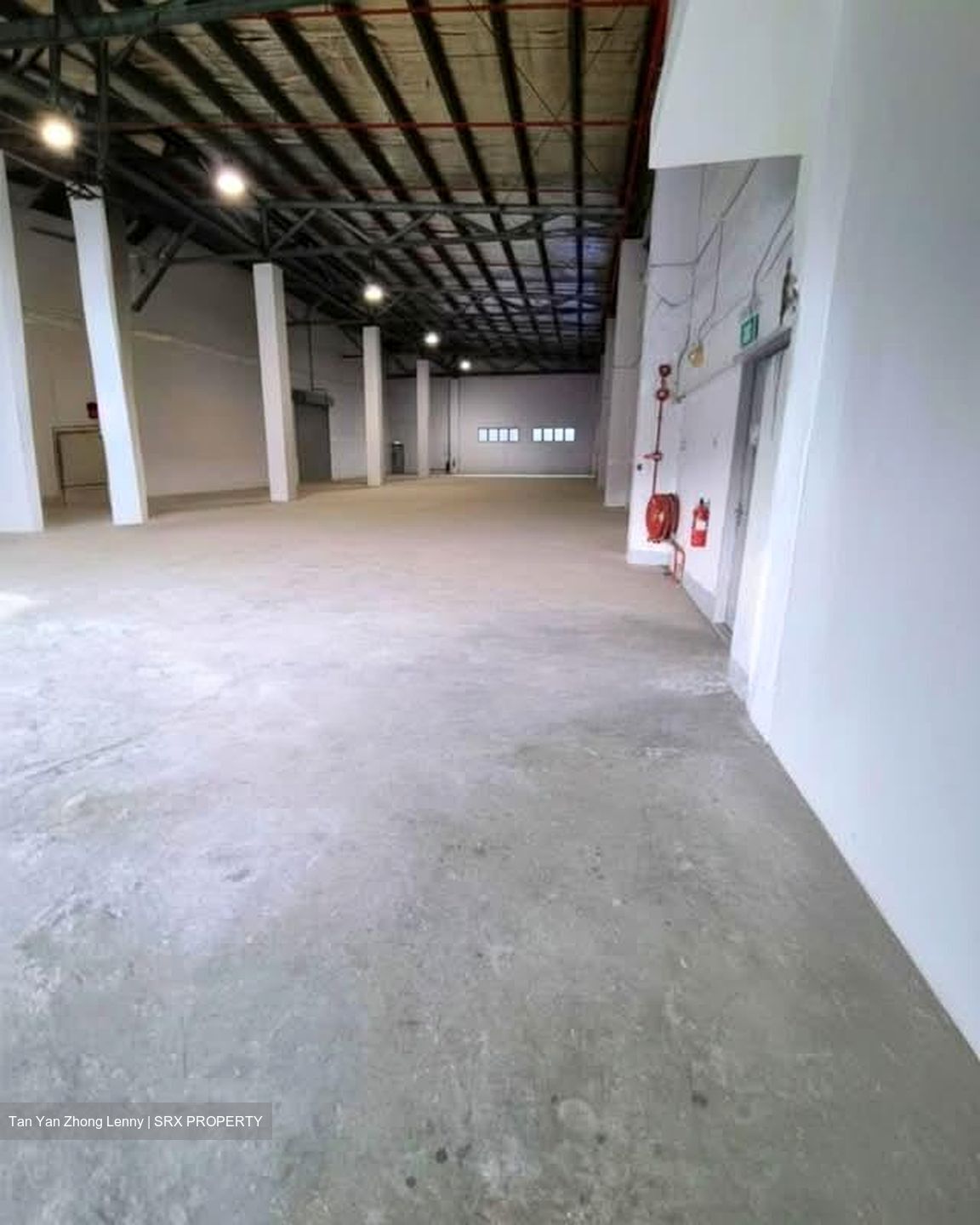 Tuas South Street 8 (D22), Warehouse #553857271